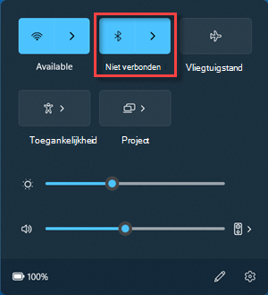 Windows Snelle instellingen met een blauwe Bluetooth-tegel en de tekst Niet verbonden